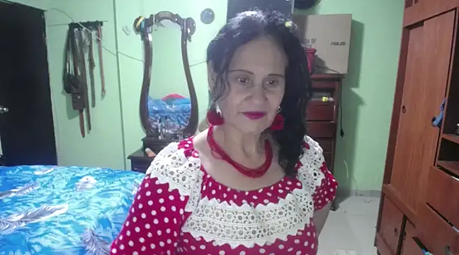 jazmin mature  online show from 02/12/25, 12:37