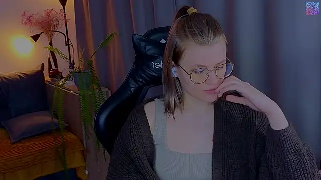  JessieVibes online show from 04/25/26, 01:52