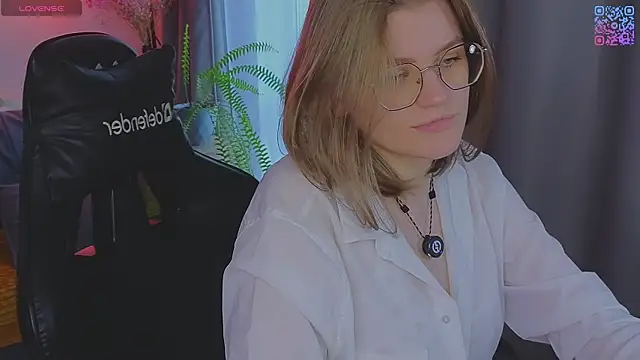  JessieVibes online show from 05/17/26, 02:13