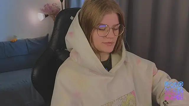  JessieVibes online show from 06/18/26, 01:37
