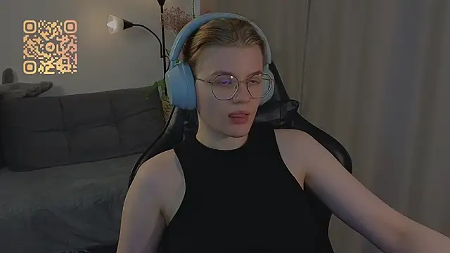  JessieVibes online show from 07/30/26, 01:54