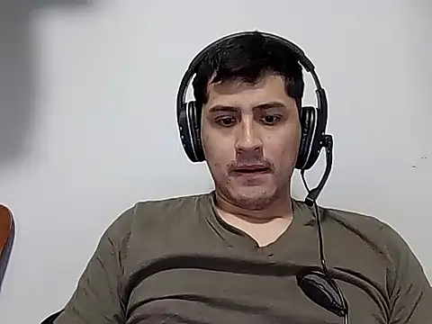 Snapshot of PerroDemonioHot chatting on 02/10/26, 08:13 PerroDemonioHot online show from 02/10/26, 08:13