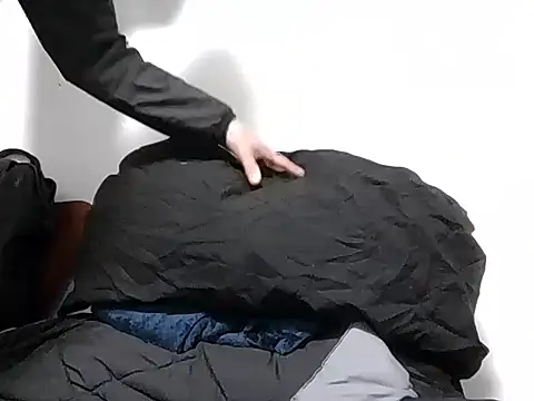 Snapshot of PerroDemonioHot chatting on 02/12/26, 09:10 PerroDemonioHot online show from 02/12/26, 09:10