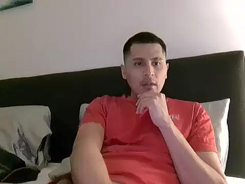 Snapshot of PerroDemonioHot chatting on 03/25/26, 04:51 PerroDemonioHot online show from 03/25/26, 04:51