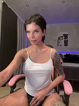 Snapshot of Rosariolovex chatting on 02/20/25, 05:40 Rosariolovex online show from 02/20/25, 05:40