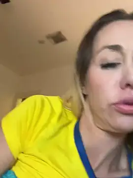 Snapshot of 1fun_one chatting on 01/15/25, 07:55 1fun one online show from 01/15/25, 07:55