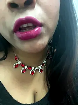 YourSuperTanya online show from 12/03/25, 09:51