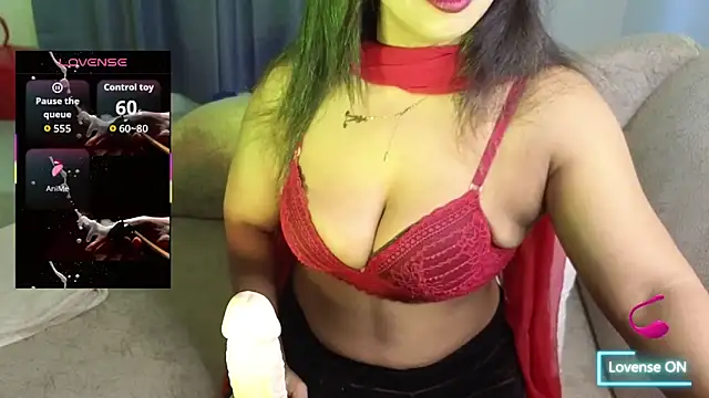 Snapshot of Bengali_Cute_Girl chatting on 11/21/25, 02:43 Bengali Cute Girl online show from 11/21/25, 02:43