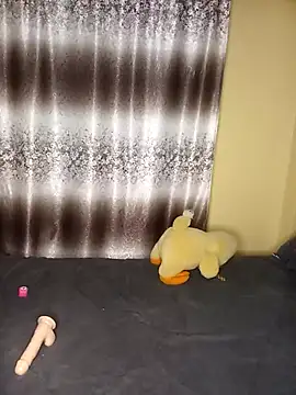 Snapshot of Vprettieeer chatting on 11/12/25, 10:09 Vprettieeer online show from 11/12/25, 10:09