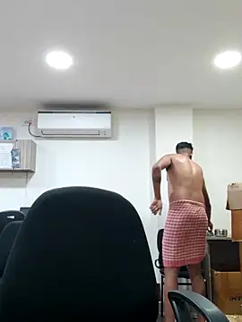 Snapshot of xx54362 chatting on 03/20/25, 04:31 xx54362 online show from 03/20/25, 04:31