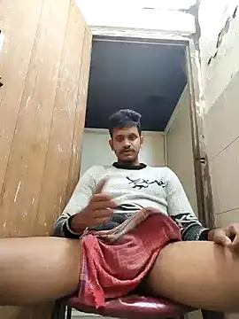 Snapshot of xx54362 chatting on 12/19/25, 10:44 xx54362 online show from 12/19/25, 10:44