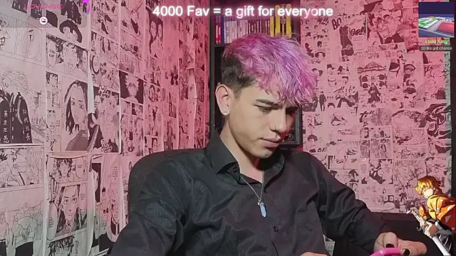 Snapshot of Mickey_Magic chatting on 03/12/26, 01:56 Mickey Magic online show from 03/12/26, 01:56