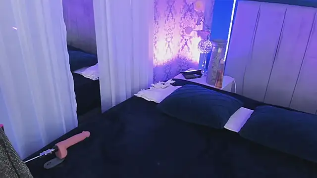 JeanneSabatier online show from 11/21/25, 08:18