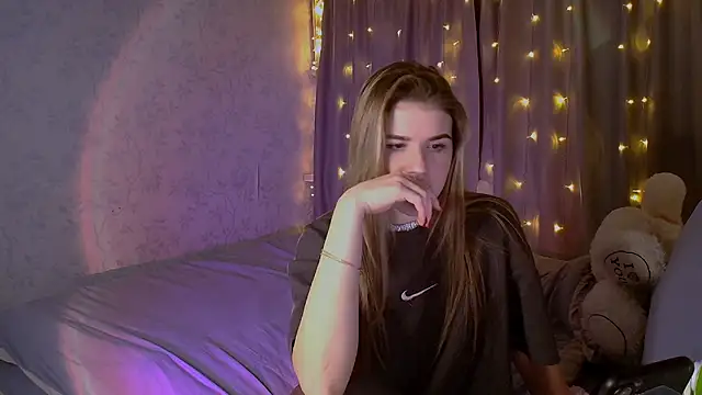 Snapshot of Melissa_smith_ chatting on 02/24/25, 09:41 Melissa smith online show from 02/24/25, 09:41