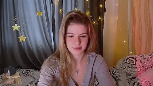 Snapshot of Melissa_smith_ chatting on 09/22/25, 10:39 Melissa smith online show from 09/22/25, 10:39