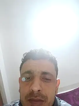 Snapshot of abdoagj chatting on 03/15/26, 02:06 abdoagj online show from 03/15/26, 02:06