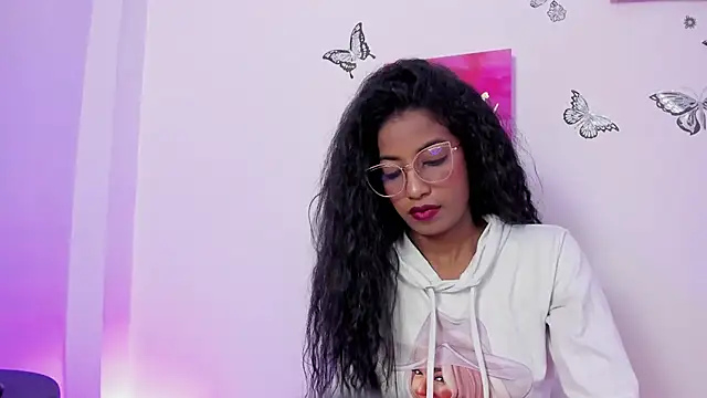 Snapshot of dany_brownie chatting on 02/13/25, 08:06 dany brownie online show from 02/13/25, 08:06