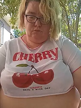 Snapshot of diosacurvy1984 chatting on 06/10/26, 08:46 diosacurvy1984 online show from 06/10/26, 08:46
