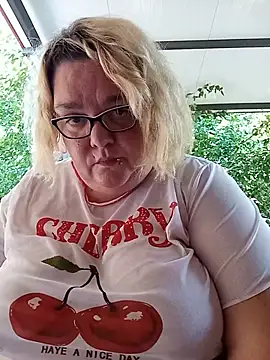 Snapshot of diosacurvy1984 chatting on 07/07/26, 10:08 diosacurvy1984 online show from 07/07/26, 10:08
