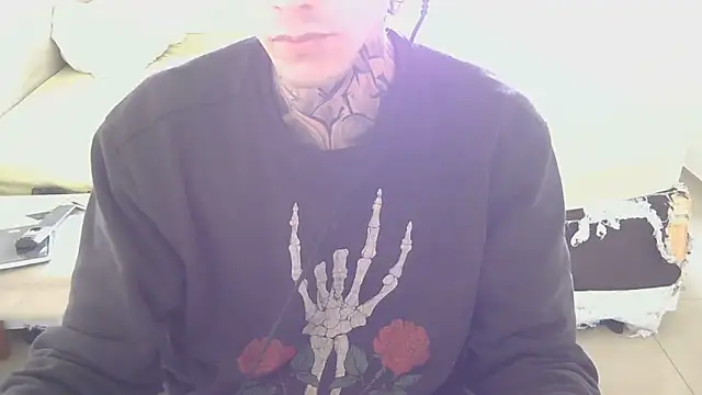 Snapshot of smokingink chatting on 05/31/26, 06:09 smokingink online show from 05/31/26, 06:09
