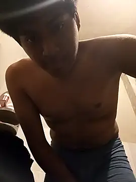 Snapshot of dar23465 chatting on 02/18/25, 04:04 dar23465 online show from 02/18/25, 04:04