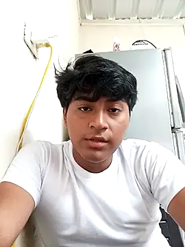 dar23465 online show from 10/18/25, 06:08