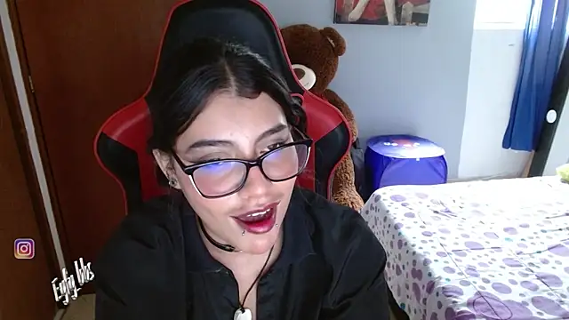 Eyfy bbs online show from 02/06/25, 09:06