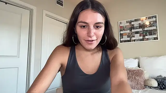 Snapshot of graciesmith27 chatting on 04/06/26, 09:38 graciesmith27 online show from 04/06/26, 09:38