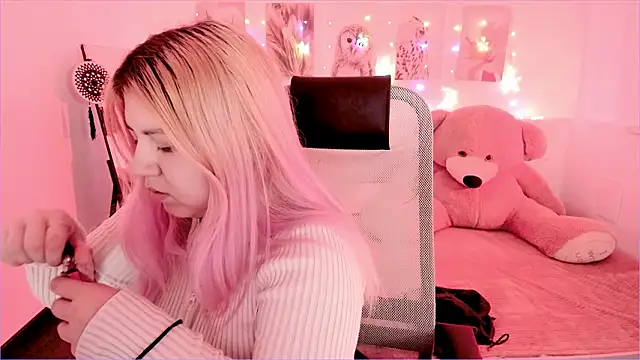 DiaAngell online show from 01/31/26, 07:23