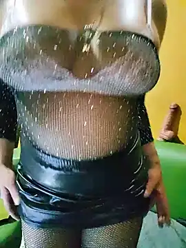 ilonna2025 online show from 06/05/26, 10:59
