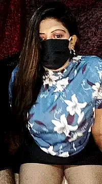 Snapshot of Lovely_WINDI chatting on 02/10/25, 06:13 Lovely WINDI online show from 02/10/25, 06:13