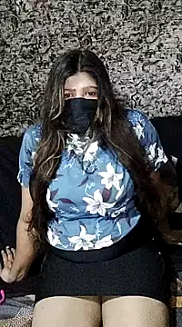 Snapshot of Lovely_WINDI chatting on 02/18/25, 01:44 Lovely WINDI online show from 02/18/25, 01:44