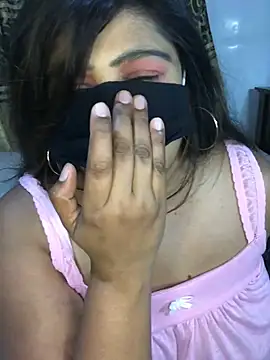 Snapshot of Lovely_WINDI chatting on 03/02/25, 07:45 Lovely WINDI online show from 03/02/25, 07:45