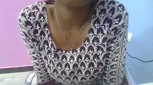 Leoni G online show from 03/08/25, 09:06