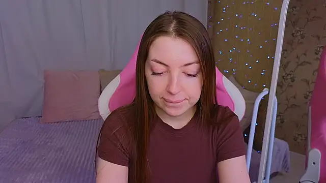 Ann moon   online show from 02/27/25, 01:28