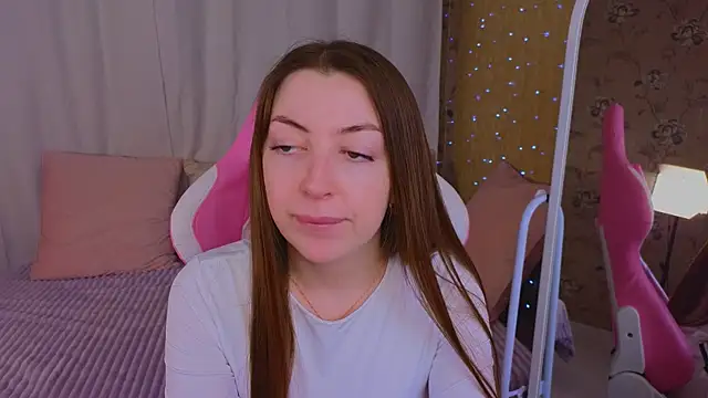 Ann moon   online show from 03/19/25, 12:23