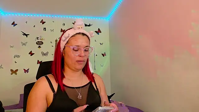 Snapshot of Sophie_new25 chatting on 05/22/26, 08:36 Sophie new25 online show from 05/22/26, 08:36