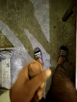 Snapshot of 08uhj chatting on 01/17/26, 08:01 08uhj online show from 01/17/26, 08:01