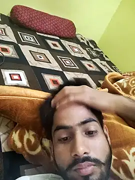 Snapshot of 08uhj chatting on 03/24/26, 04:28 08uhj online show from 03/24/26, 04:28