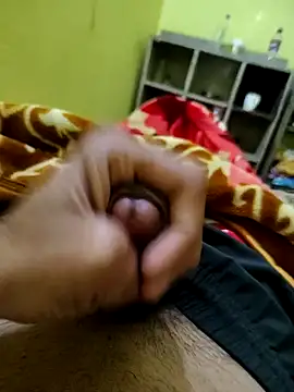 Snapshot of 08uhj chatting on 03/24/26, 06:46 08uhj online show from 03/24/26, 06:46