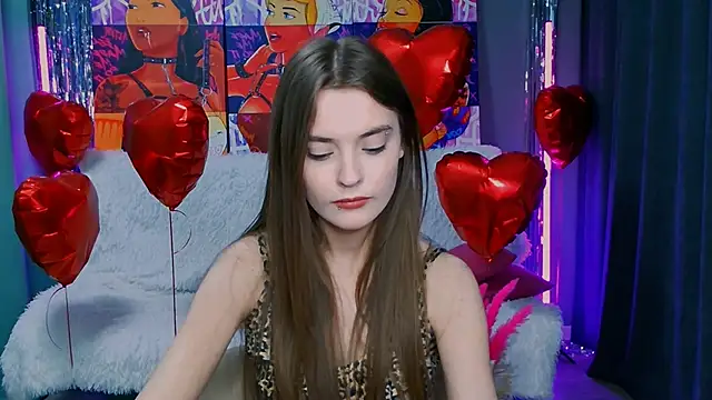 Snapshot of RayWillliams chatting on 03/11/25, 08:31 RayWillliams online show from 03/11/25, 08:31