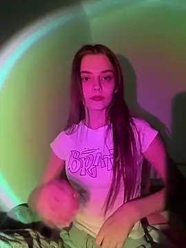 Snapshot of RayWillliams chatting on 11/22/25, 11:59 RayWillliams online show from 11/22/25, 11:59