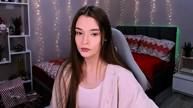 Snapshot of RayWillliams chatting on 12/16/25, 06:46 RayWillliams online show from 12/16/25, 06:46