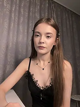 Snapshot of RayWillliams chatting on 02/12/26, 04:24 RayWillliams online show from 02/12/26, 04:24