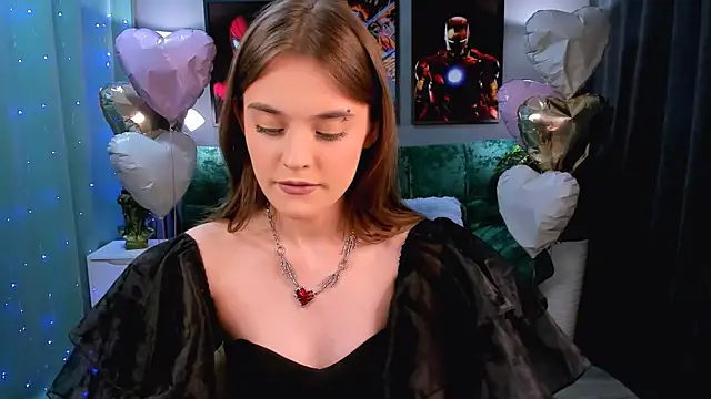 Snapshot of RayWillliams chatting on 03/04/26, 06:47 RayWillliams online show from 03/04/26, 06:47