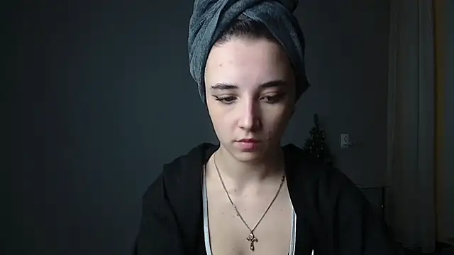 Eva Gloryy online show from 01/24/25, 08:11