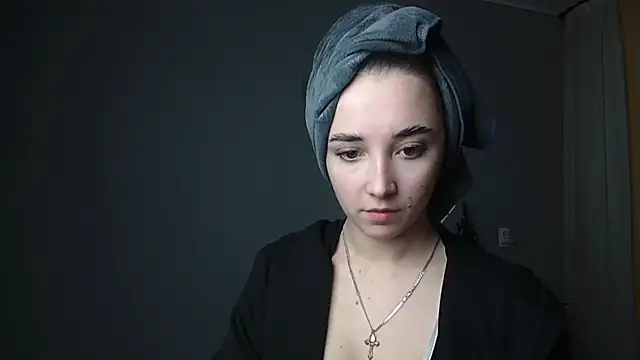 Eva Gloryy online show from 02/05/25, 08:46