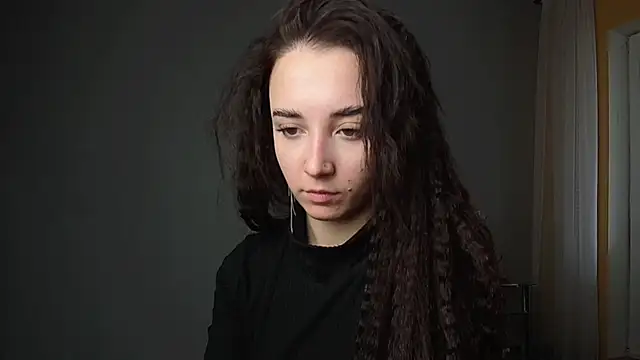 Eva Gloryy online show from 02/11/25, 12:48