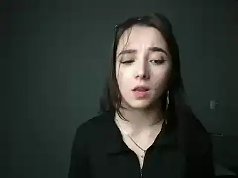 Eva Gloryy online show from 03/06/25, 09:42