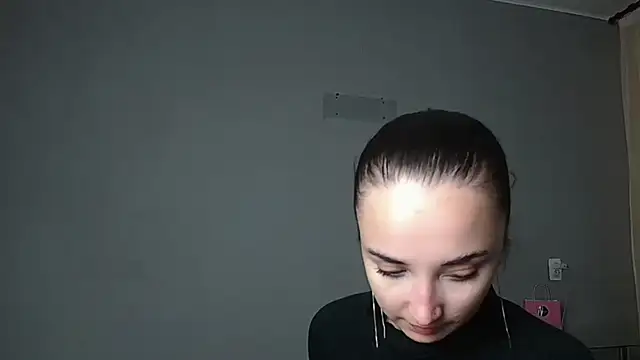 Eva Gloryy online show from 06/06/26, 02:44